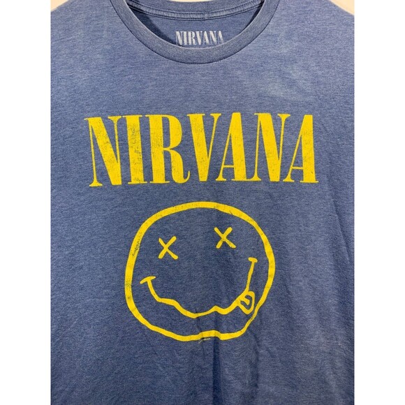 XL 2015 Nirvana Blue Yellow Happy Face Logo Short Sleeve T-Shirt Band Shirt - Picture 2 of 9
